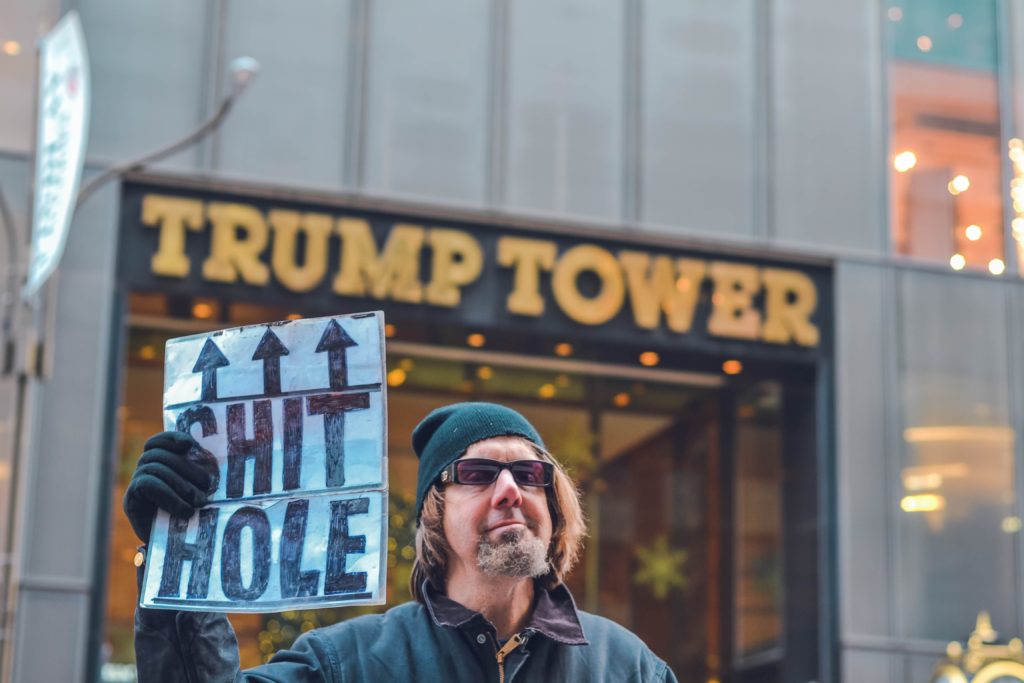 Man voor Trump Tower